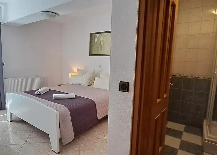 Kaskada Daire Marina