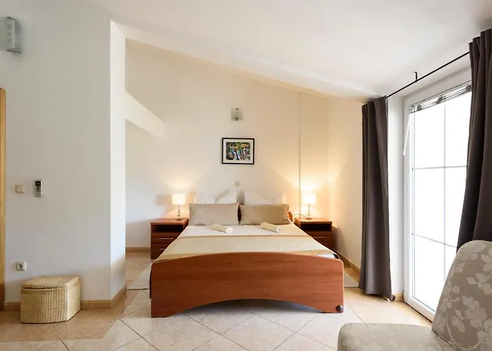 Kaskada Daire Marina