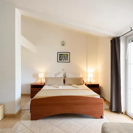 Kaskada Appartement Marina